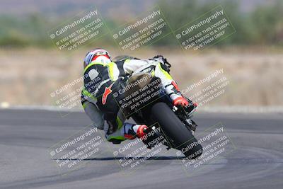 media/Oct-01-2023-SoCal Trackdays (Sun) [[4c570cc352]]/Turn 14 Backside (1120am)/